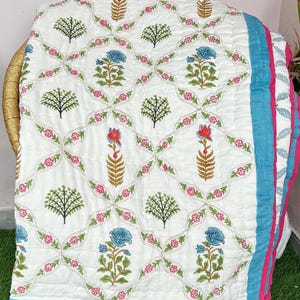 Handmade Jaipuri Block Print Cotton Quilt: Reversible Floral Bedspread