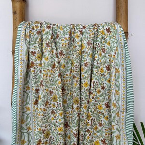 Handgemaakte katoenen Dohar-quilt met blokprint: Omkeerbare Indiase dekbedovertrek voor een tweepersoonsbed (Queen size).