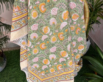 Colcha de algodón estampada a mano con bloques: Edredón floral verde y amarillo.
