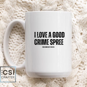 Kubek True Crime Junkie 15oz, Miejsce zbrodni, Podcast o prawdziwych zbrodniach, Prezent dla mamy, Prezent dla przyjaciela, Prezent dla niego, Prezent dla niej, Śledczy, Technik