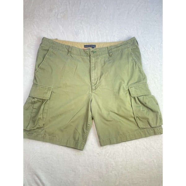 Y2K Tommy Hilfiger Men's Cargo Shorts size 42, 00's Large Pockets Cargo Shorts