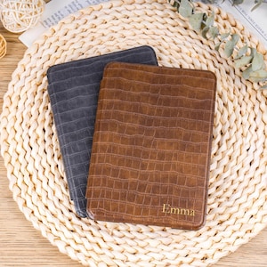 Kindle cover gift for readers with personalized gold embossed name