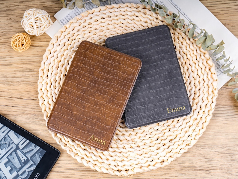 Crocodile pattern Kindle Paperwhite leather case with full protective folio design