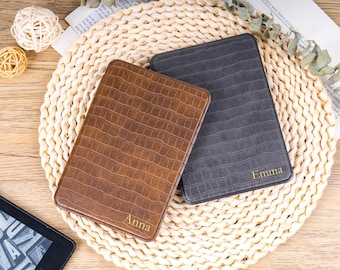 Funda de piel para Kindle, funda tipo folio personalizada con nombre para Kindle Paperwhite 2021-2024, funda básica para Kindle (11.ª generación), accesorio para Kindle (ideal para regalar).