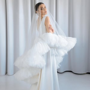 Frill tulle veil, modern wedding bridal veil, ruffle, lace, modern bohemian bridal veil, fashion bride, wedding veil, wedding dress, veil