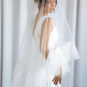 Frill tulle veil, modern wedding bridal veil, ruffle, lace, modern bohemian bridal veil, fashion bride, wedding veil, wedding dress, veil