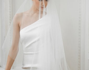 Korte witte trouwjurk Anna. Cocktailjurk | Witte mini-jurk | Gerechtsgebouw trouwjurk / trouwjurk kort