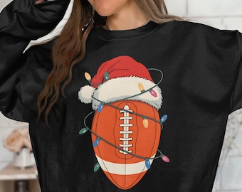 Kerstvoetbal, png PNGEgg | Sublimatie kerstmuts | Clipart kerstverlichting | Grappig kerstshirtontwerp