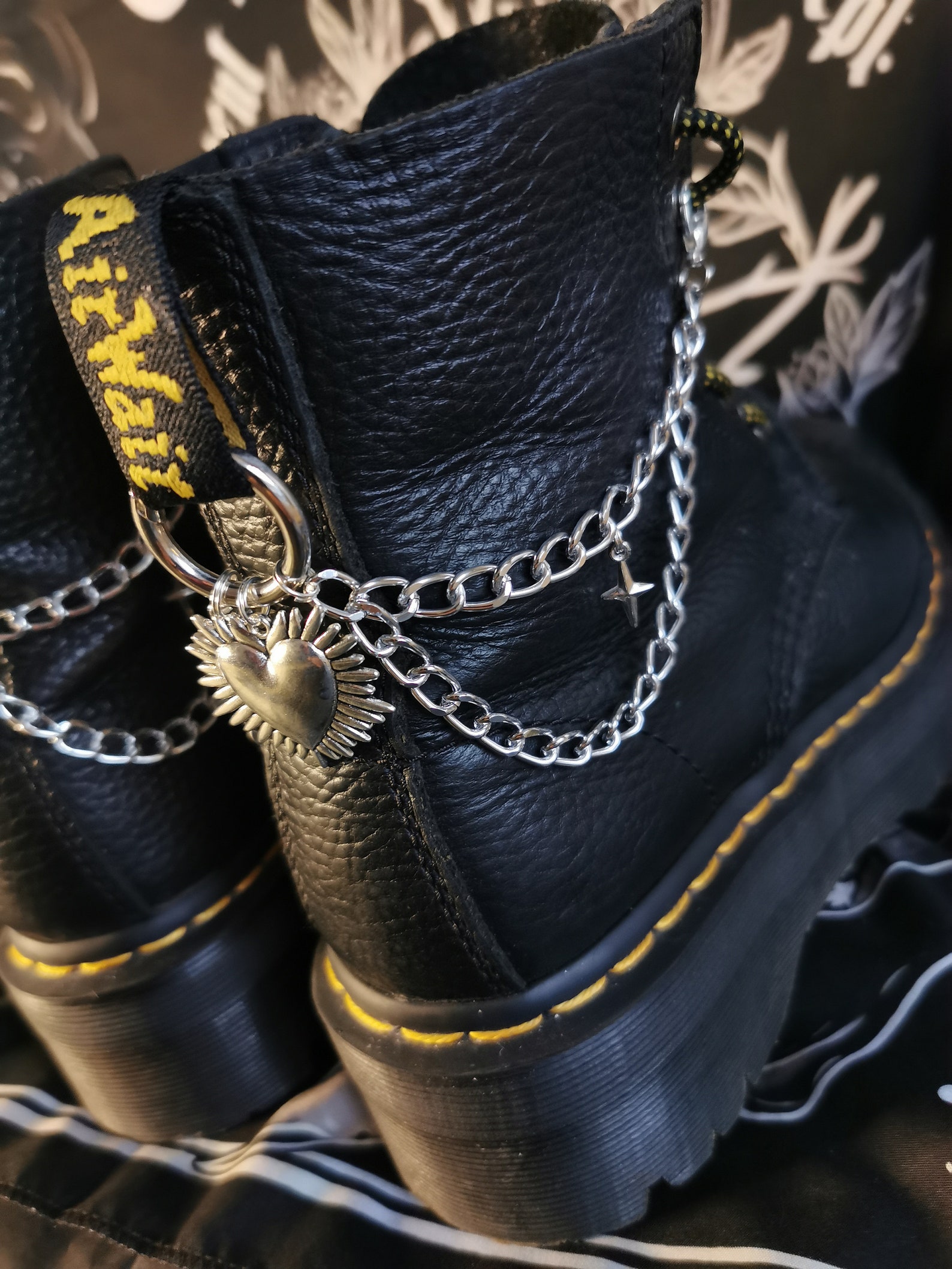 Sacred Heart Dm Boot Chains - Etsy