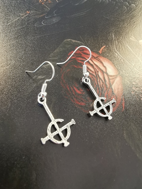 【30％OFF】 Ghost Band Etsy - Earrings Symbol 小物