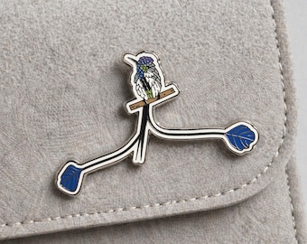 Hummingbird Enamel Pin: Marvelous Spatuletail Birding Gift Wildlife Brooch for Collectors