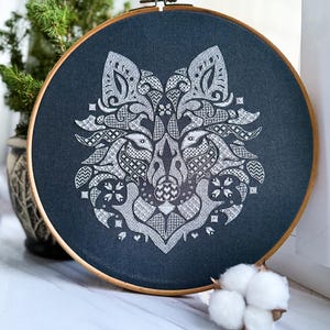 White wolf silhouette pattern, blackwork animal modern embroidery, mandala DIY gift decor, Scandinavian needlepoint crewel pattern, hoop art