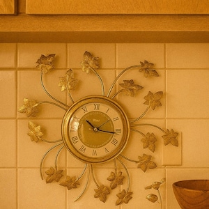 Vintage 1960s MCM Gold Leaf Electric Wall Clock - 16 in
