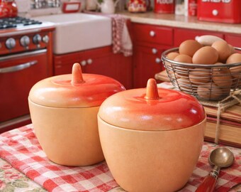 Hazel Atlas Apple Jam Jar with Lid: MCM Kitchen Decor