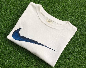 Vintage 90’s Nike Swoosh Tee