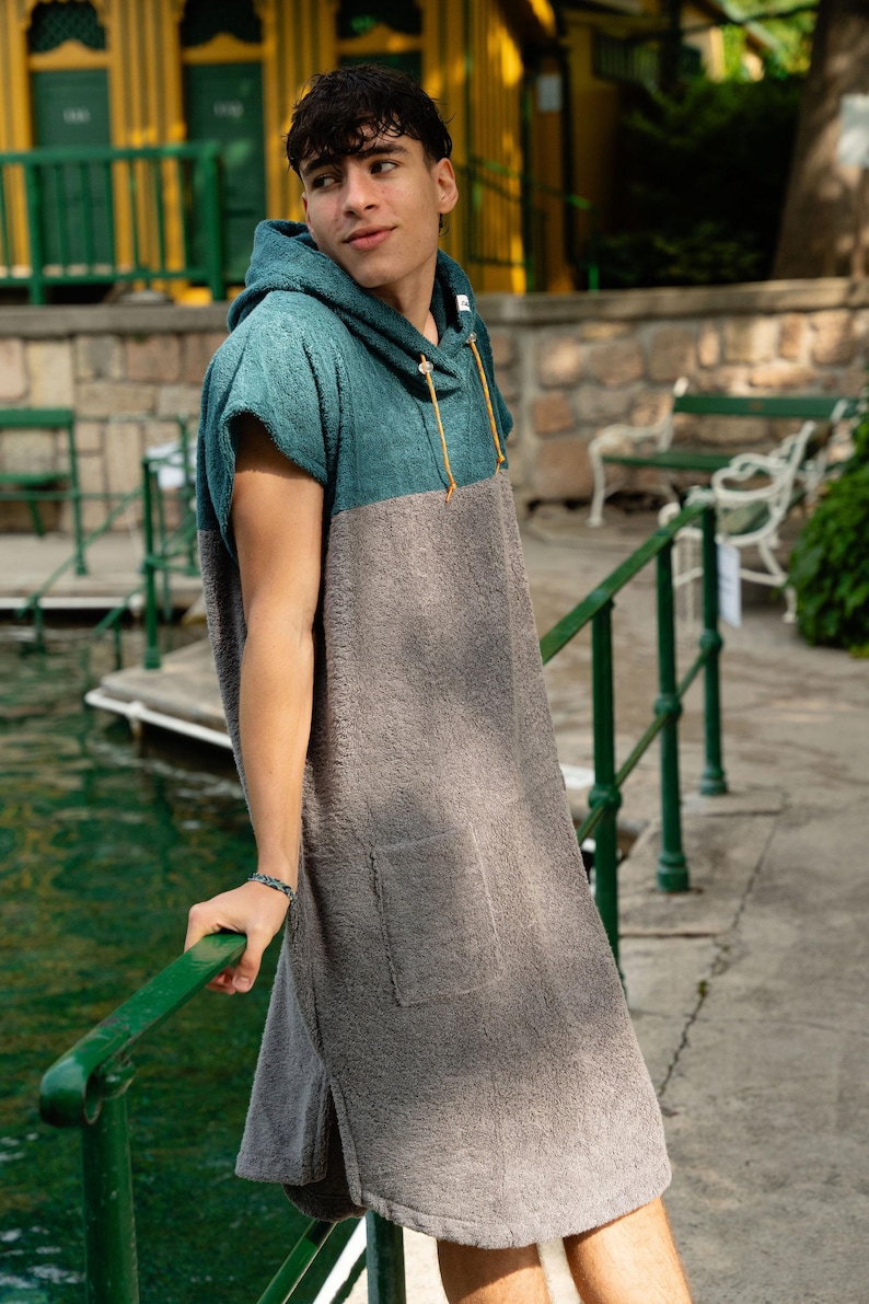 Surf Poncho Long Tropical Green, Poncho, Terry Cloth, Hooded Towel ...