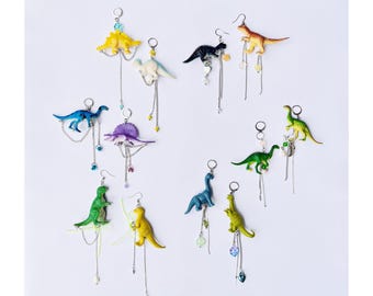 Dinosaurier Ohrringe, Lustige Mismatched Ohrringe, schrullig Funky Schmuck, Dumme Neuheit Ohrringe, wunderliches Fantasy Geschenk