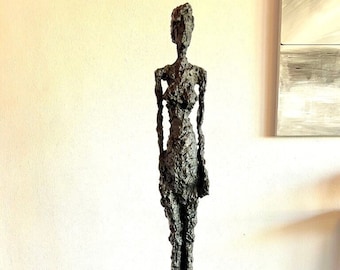 Grande femme IV - Sculpture abstraite en bronze - Statue en bronze Alberto Giacometti - Grande sculpture en bronze - 130 cm