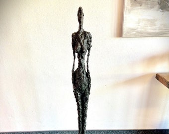 Femme de Venise V - Sculpture abstraite en bronze - Statue en bronze Alberto Giacometti - 120 cm - Sculpture d'art moderne