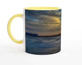 Witte keramische mok van 11 oz met gekleurde binnenkant