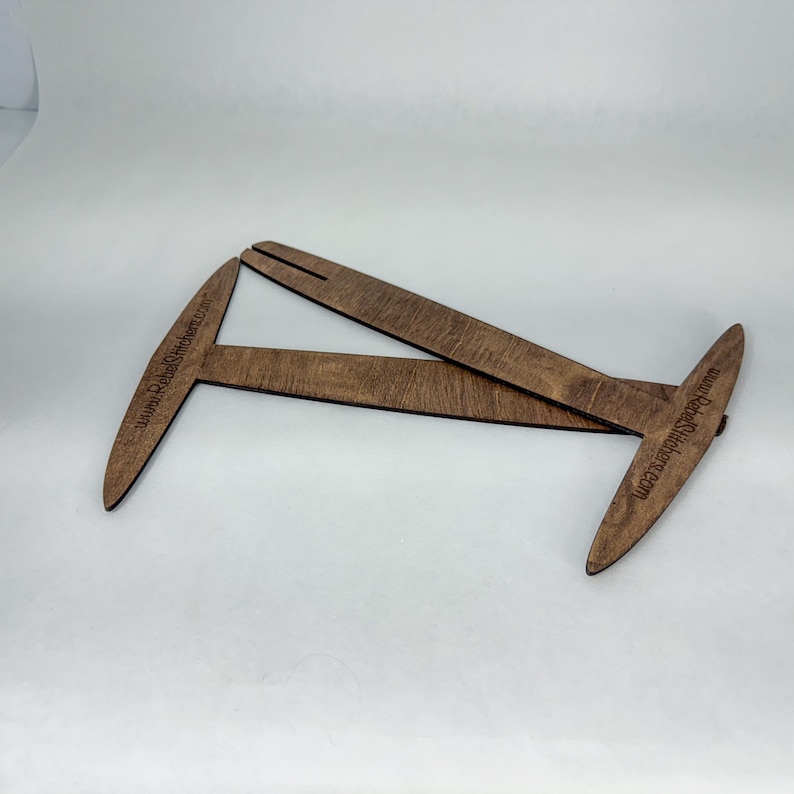 Wooden 2 yard niddy noddy