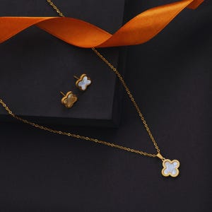 Stunning Leaf Clover Necklace | 14K Gold Plated Necklace | Personalized Clover Necklace | Good Luck Necklace for Women | Gift for Women