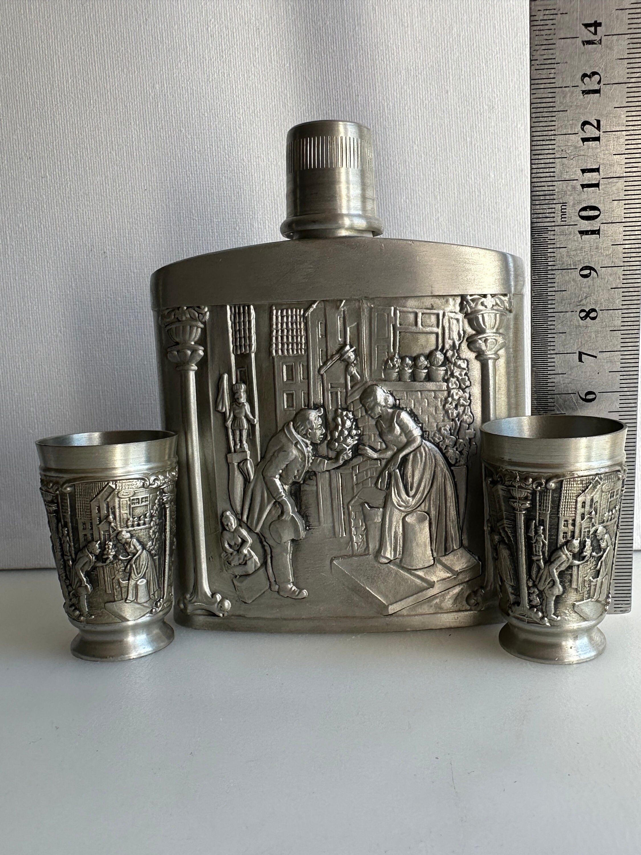 Vintage Pocket Tin Flask With Two Glasses 
