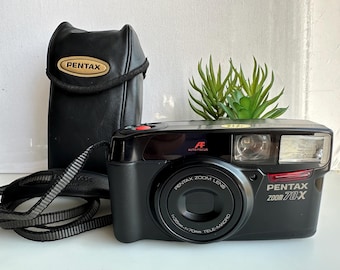 ペンタックス ピノ J 希少なレッド ビンテージ 35 mm コンパクト