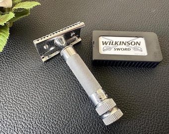 Vintage Merkur 37C Safety Razor, Solingen, Germany.