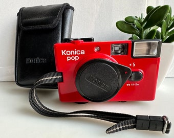 Film camera Konica POP 35 mm working