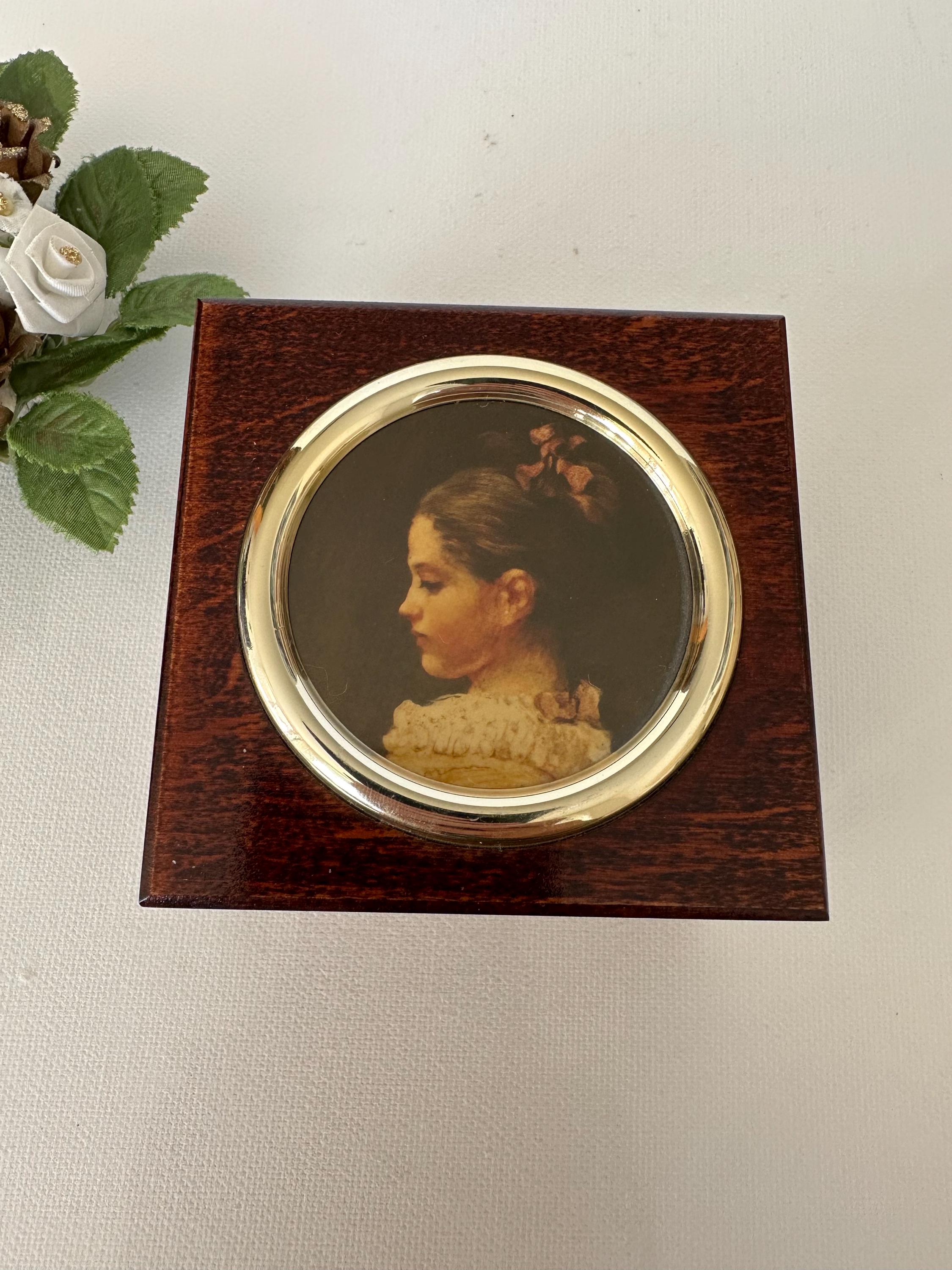 Reuge carousel - Etsy 日本
