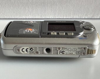 Rare Vintage Nikon CoolPix E3500 Digital Camera 3500 TESTED