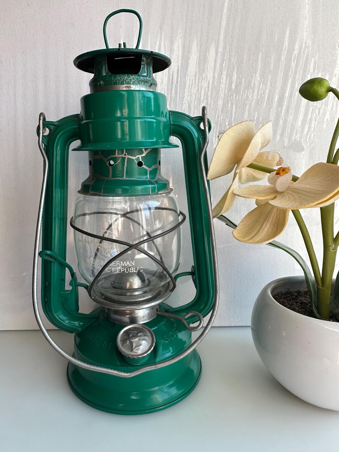 Antique Kerosene Lamp 