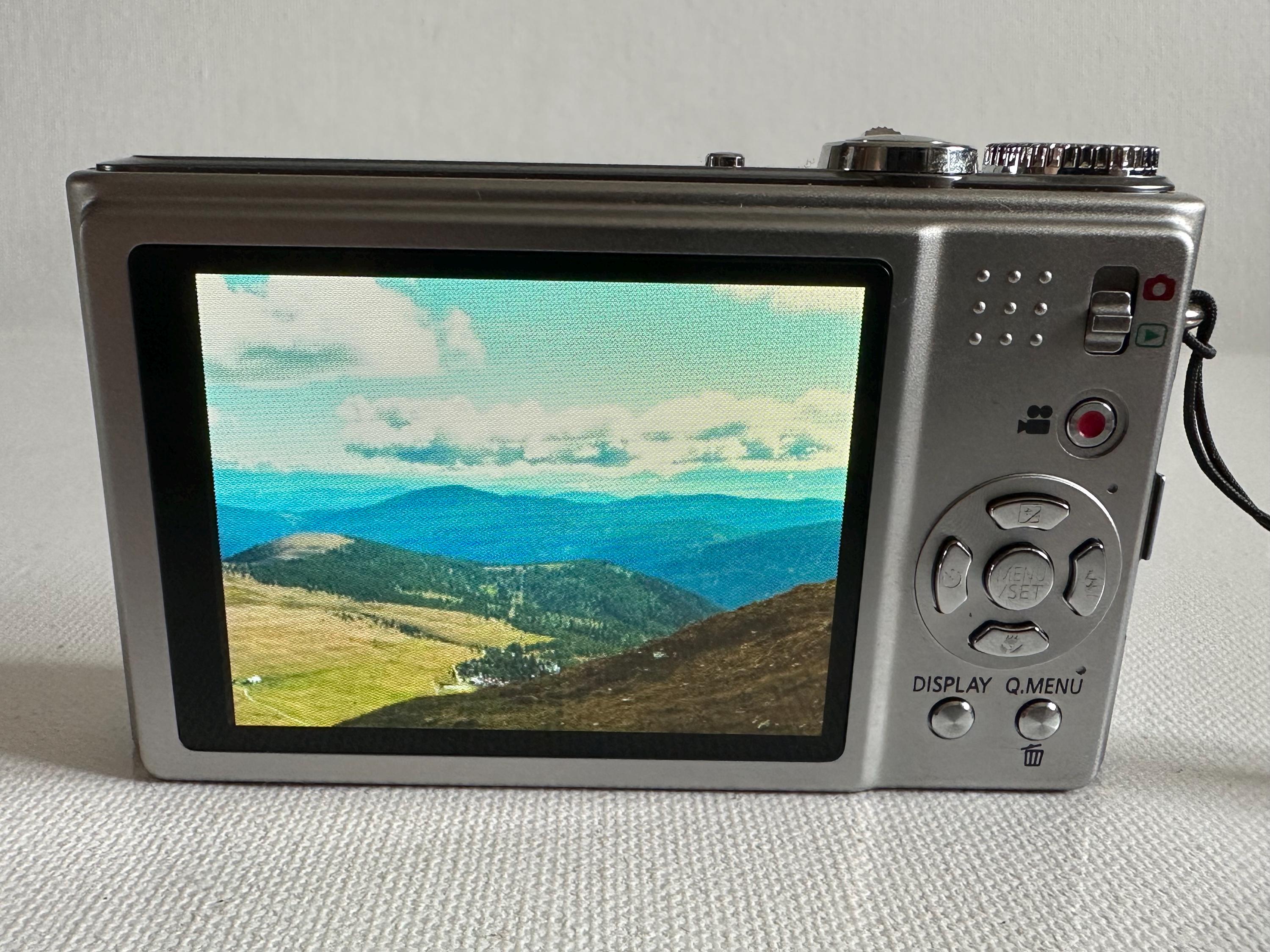 Digital Camera Panasonic Lumix DMC-ZX3 14.1 MP - Etsy