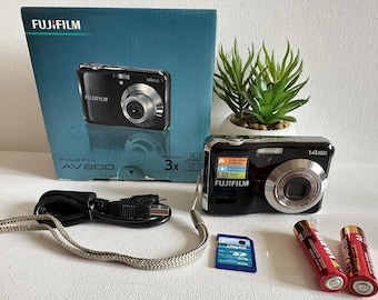 Fujifilm Nexia 320ixz Point & Shoot Compact Film Camera - With New