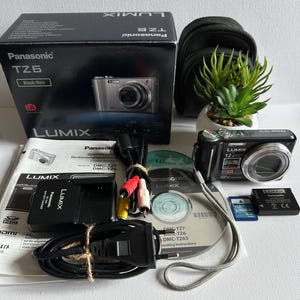 Digital camera Panasonic Lumix DMC-TZ6 10.1 MP
