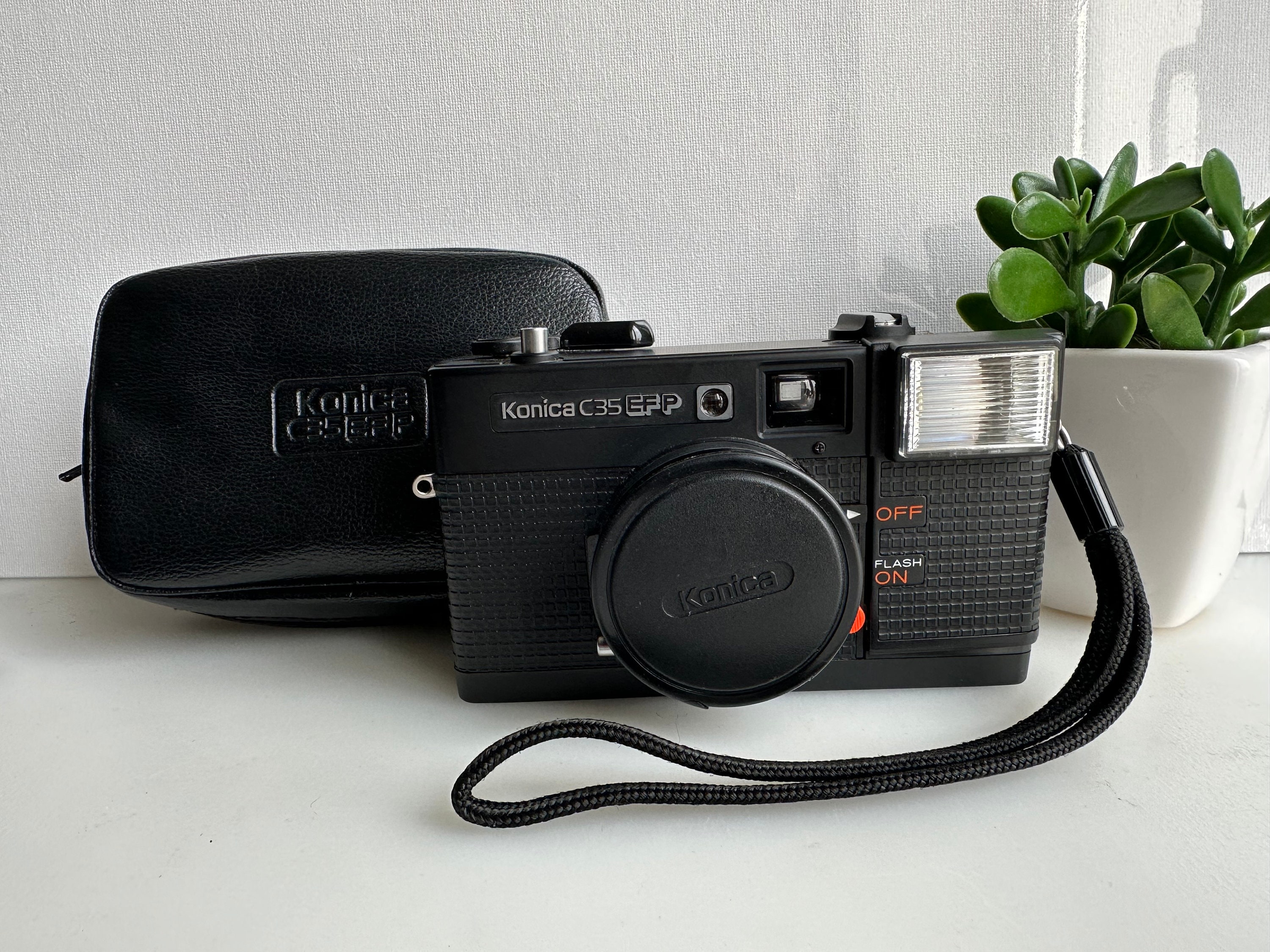 Camera Konica C35 EFP 35mm