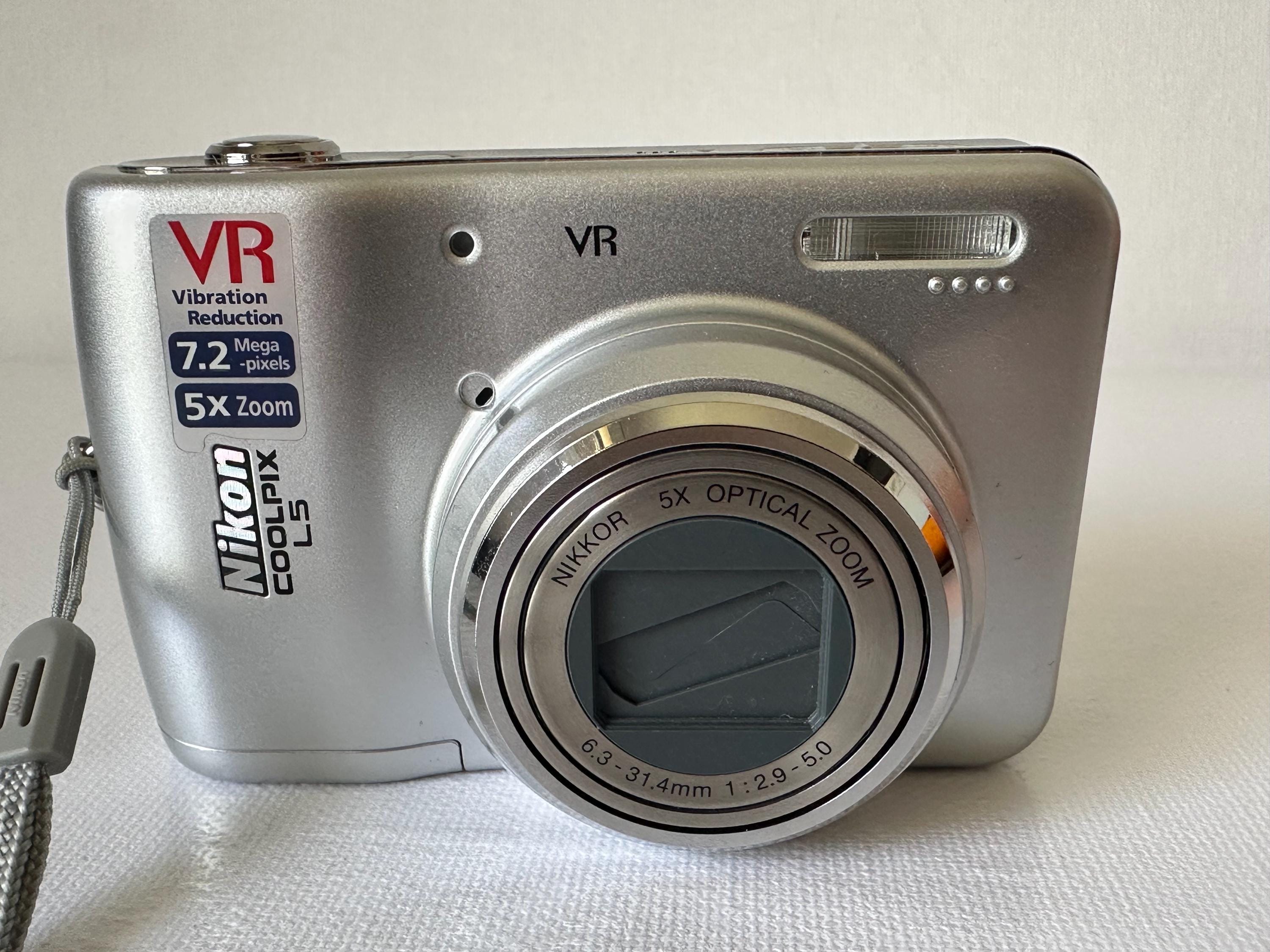 Digital Camera Nikon Coolpix L5 7.2 MP - Etsy