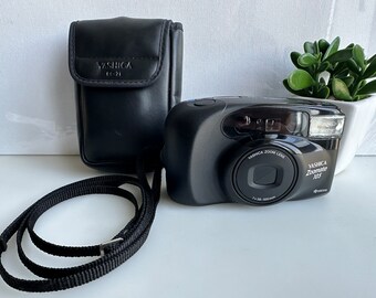 Appareil Photo Compact Yashica Zoomate 105 – 38-105mm – Avec étui – Argenté