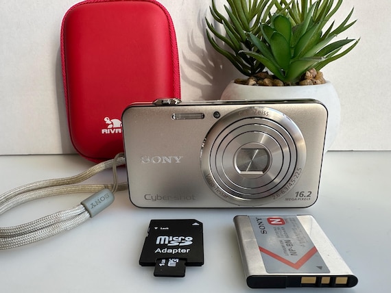 Buy Digital Camera Sony Cyber-shot DSC-WХ50 16,2 MP Online in