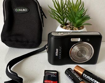 Digital camera Nikon Coolpix L18 8.0 MP