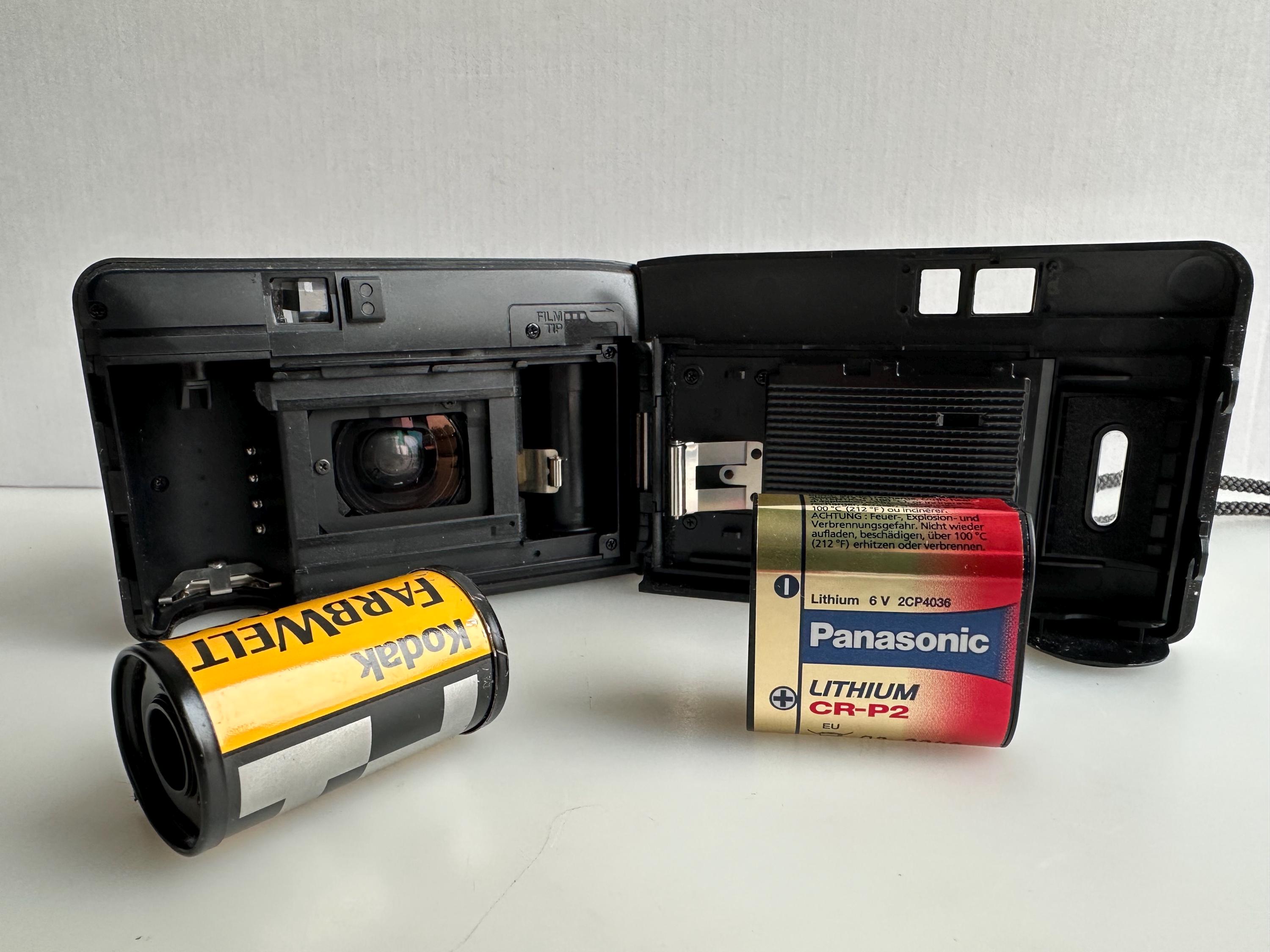 Konica Big Mini Super Compact Zoom BM-311Z 35mm Point and Shoot