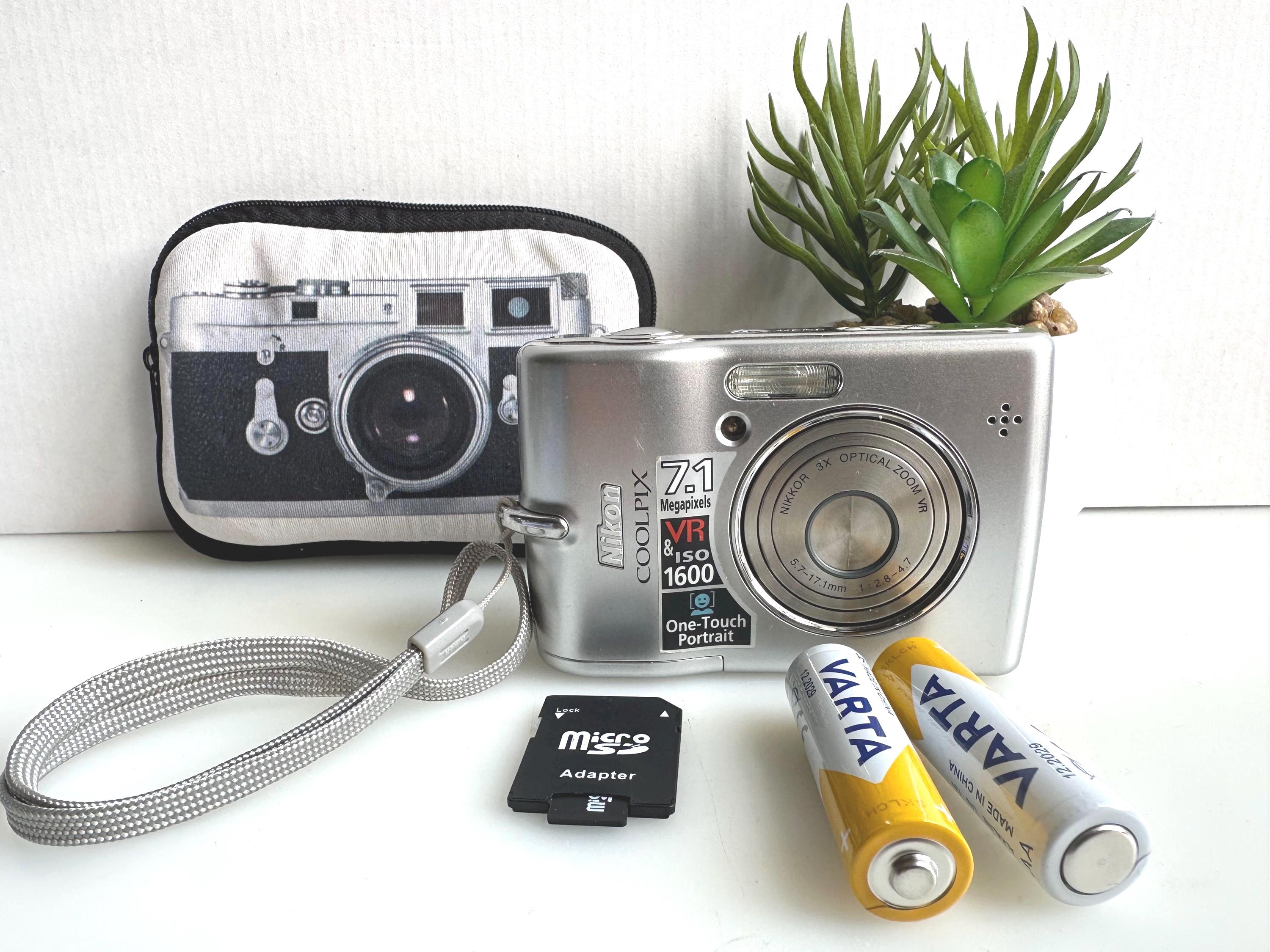 Digital Camera Nikon Coolpix L12 7.1 MP - Etsy