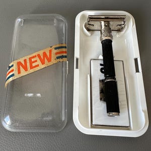 Vintage Gillette adjustable safety razor made in USA.