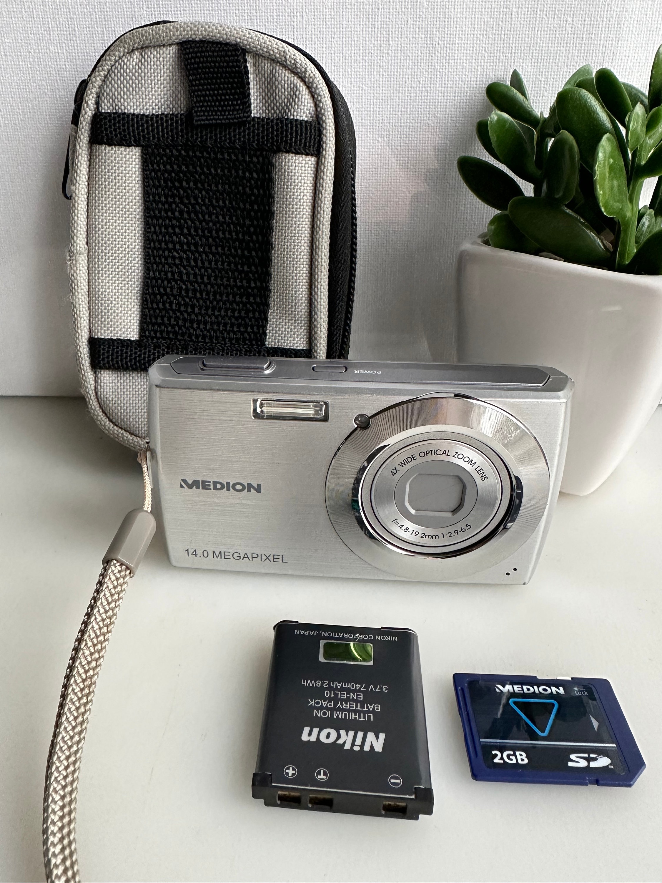 Digital Camera Medion MD86497 14 MP