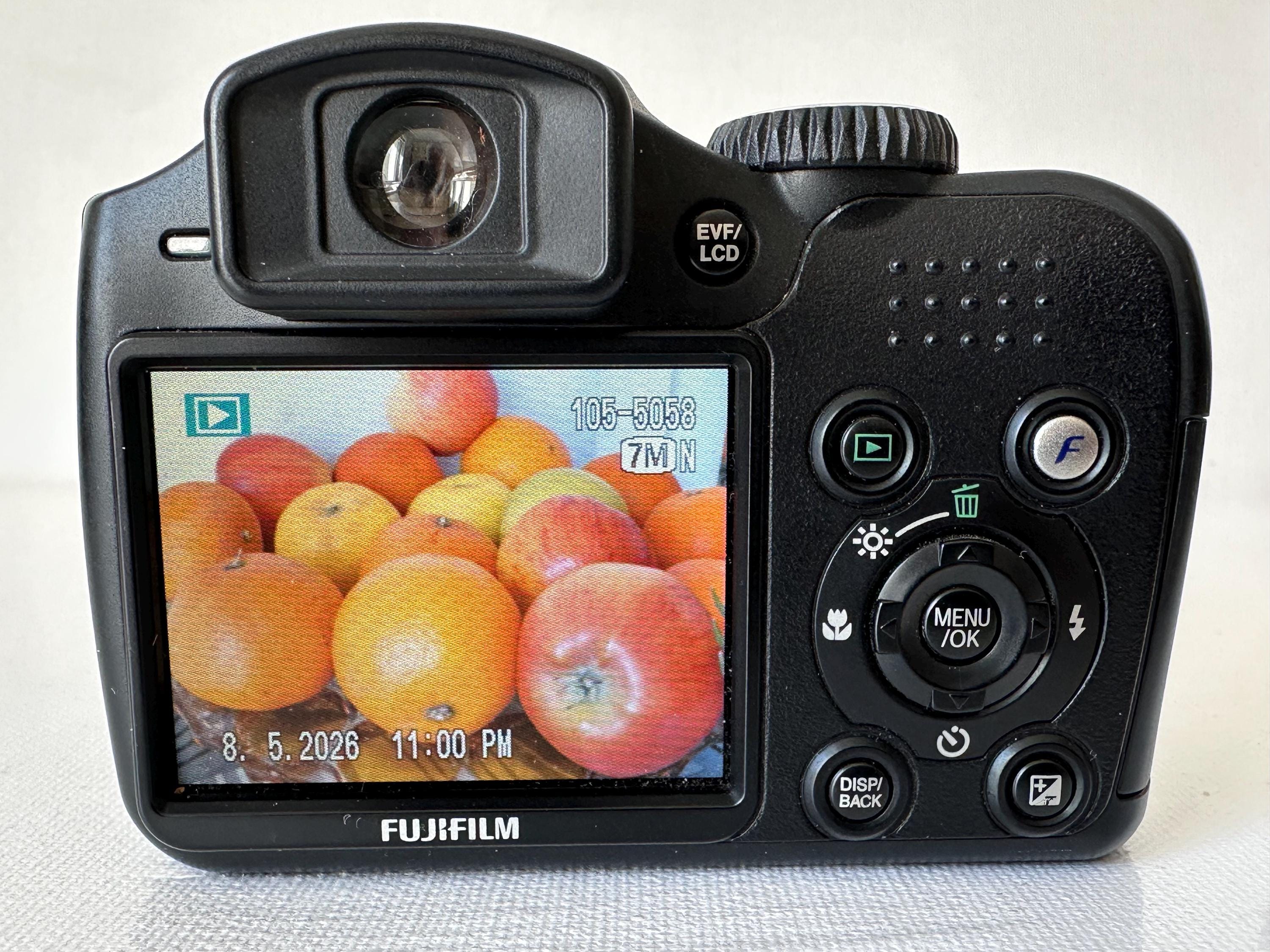 Digital Camera Fujifilm Finepix S5700 7.1 MP - Etsy Canada