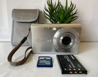 Vintage CASIO Exilim EX-S3 3.2 Mega Pixels Digital Card