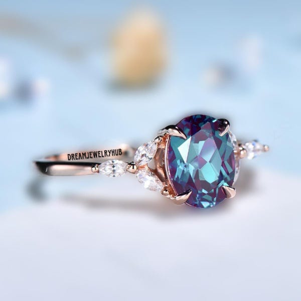 Oval Cut Alexandrite Ring Silver Vintage Alexandrite Engagement Ring 14k Rose Gold Art Deco Cluster Marquise CZ Moissanite Bridal Ring