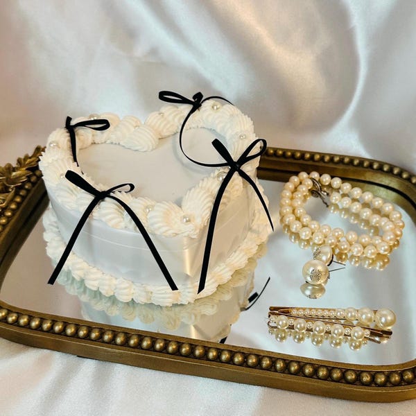 Coquette Heart Cake Jewelry Box: White & Satin Bow Decor