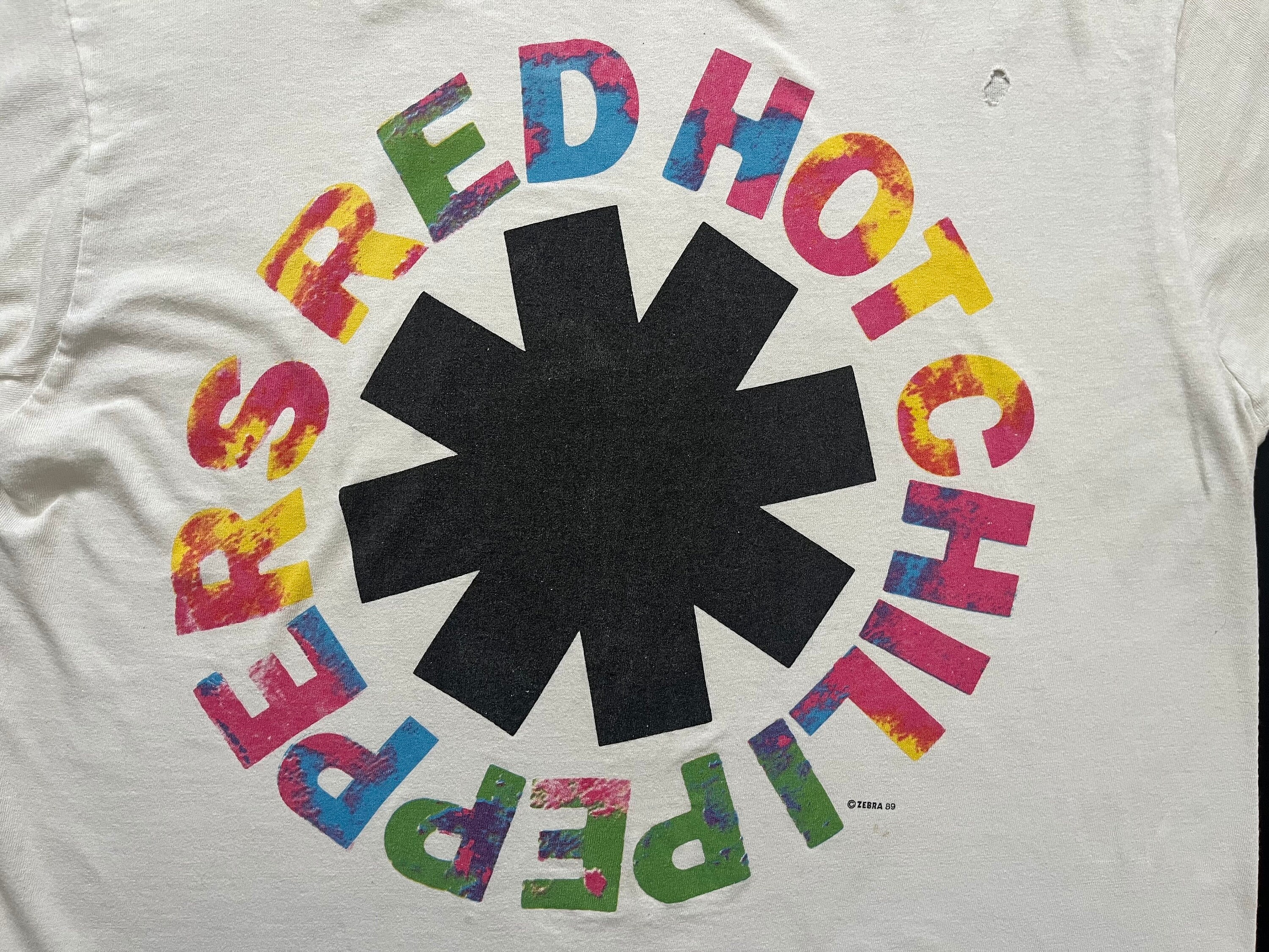 VINTAGE 80s Red Hot Chili Peppers RHCP Concert T-shirt/tee VINTAGE 80s Red Hot Chili Peppers RHCP Concert T-shirt/tee